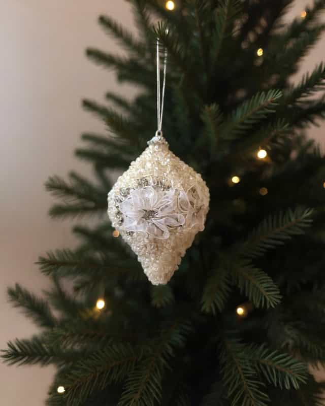 Yılbaşı Ağacı Incili Lüks Top Süs 13 cm