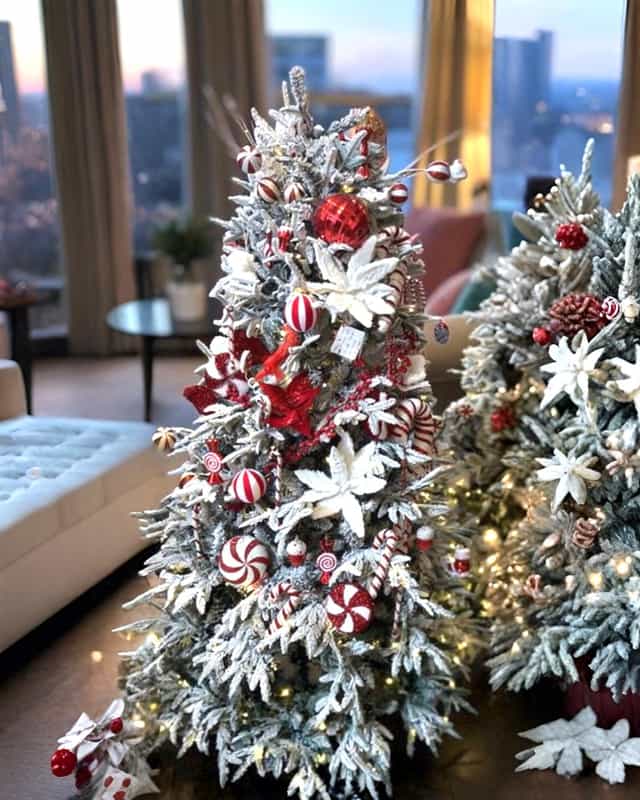 İthal Yılbaşı Ağacı Kendinden Karlı Ve led Işıklı 210 CM