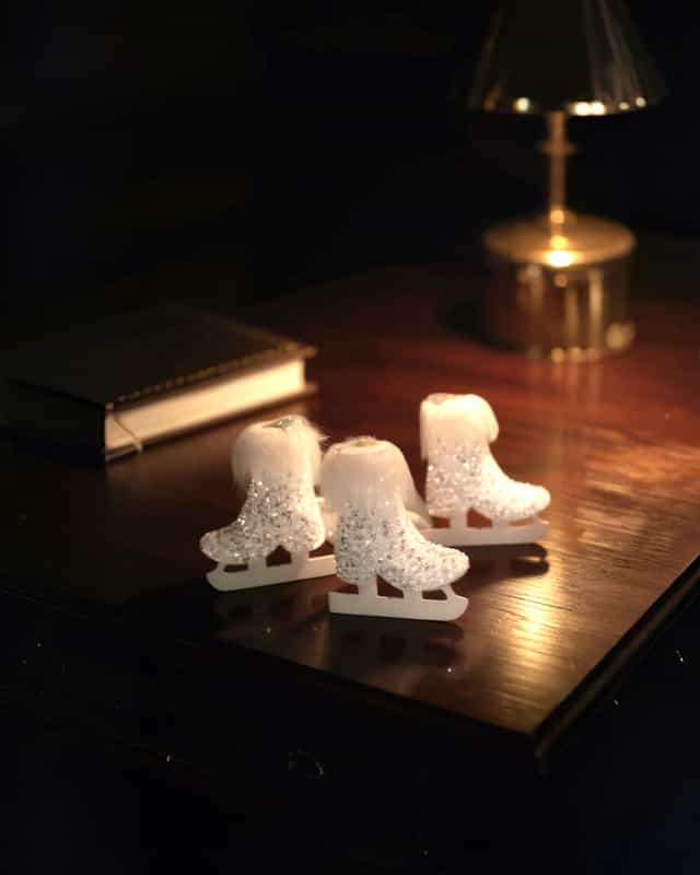 Yılbaşı Ağacı 3lü Paten Süs Beyaz