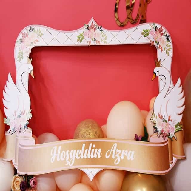 Kuğu Kişiye Özel Çerçeve