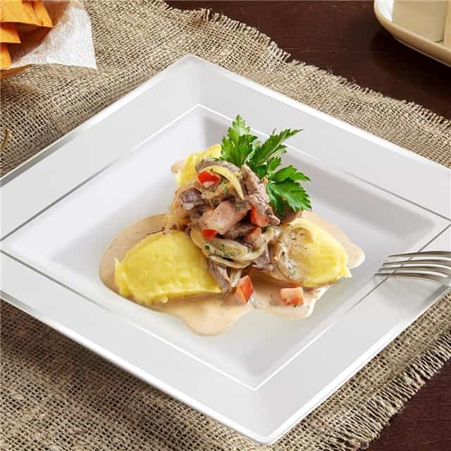 Plastik Porselen Görünümlü Kare Şeffaf Tabak